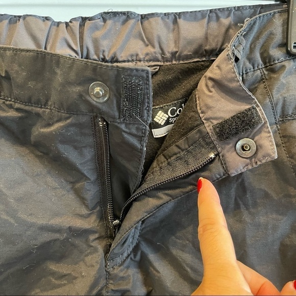 Q:  Kid’s Columbia Snow Ski Pants Winter Waterproof Breathable Black Sz L 14/16 - Picture 3 of 16